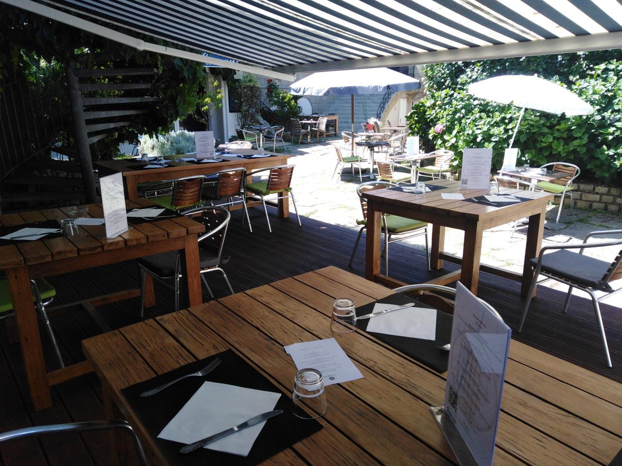 Hotel De France - Restaurant L'Insolite Douarnenez Ngoại thất bức ảnh