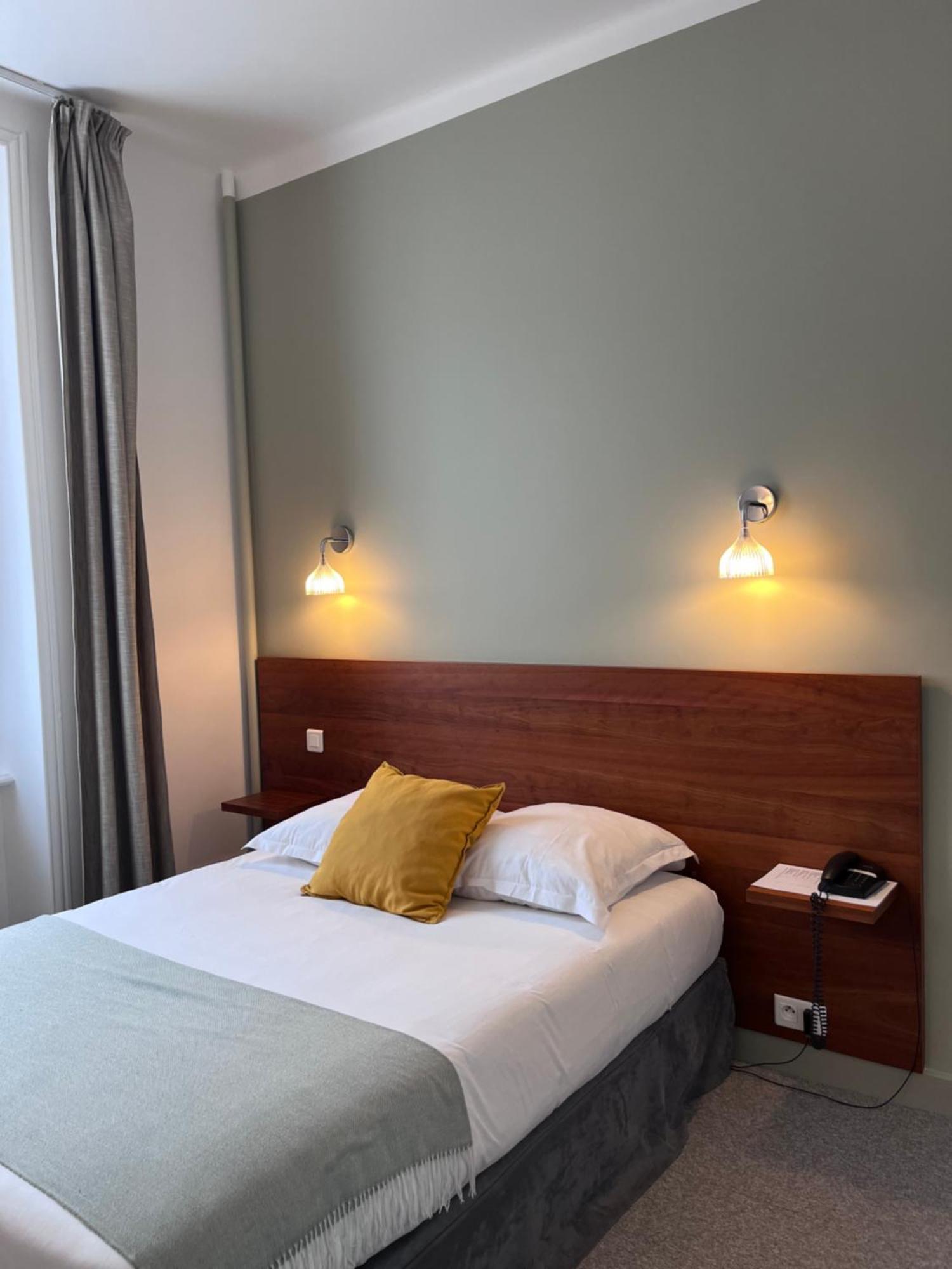 Hotel De France - Restaurant L'Insolite Douarnenez Ngoại thất bức ảnh