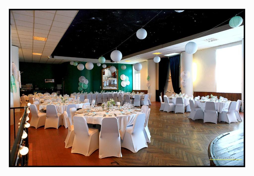 Hotel De France - Restaurant L'Insolite Douarnenez Ngoại thất bức ảnh