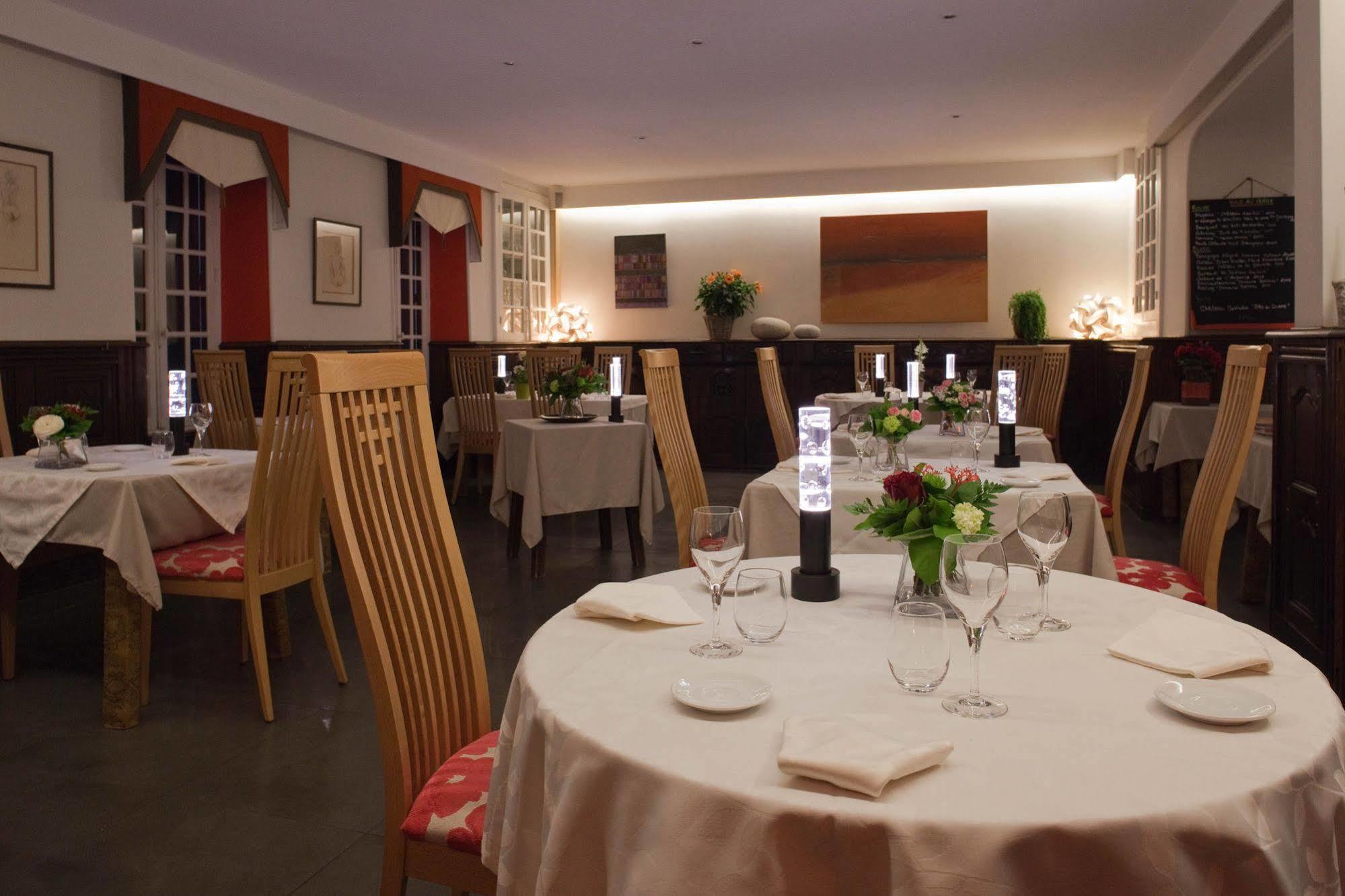 Hotel De France - Restaurant L'Insolite Douarnenez Ngoại thất bức ảnh