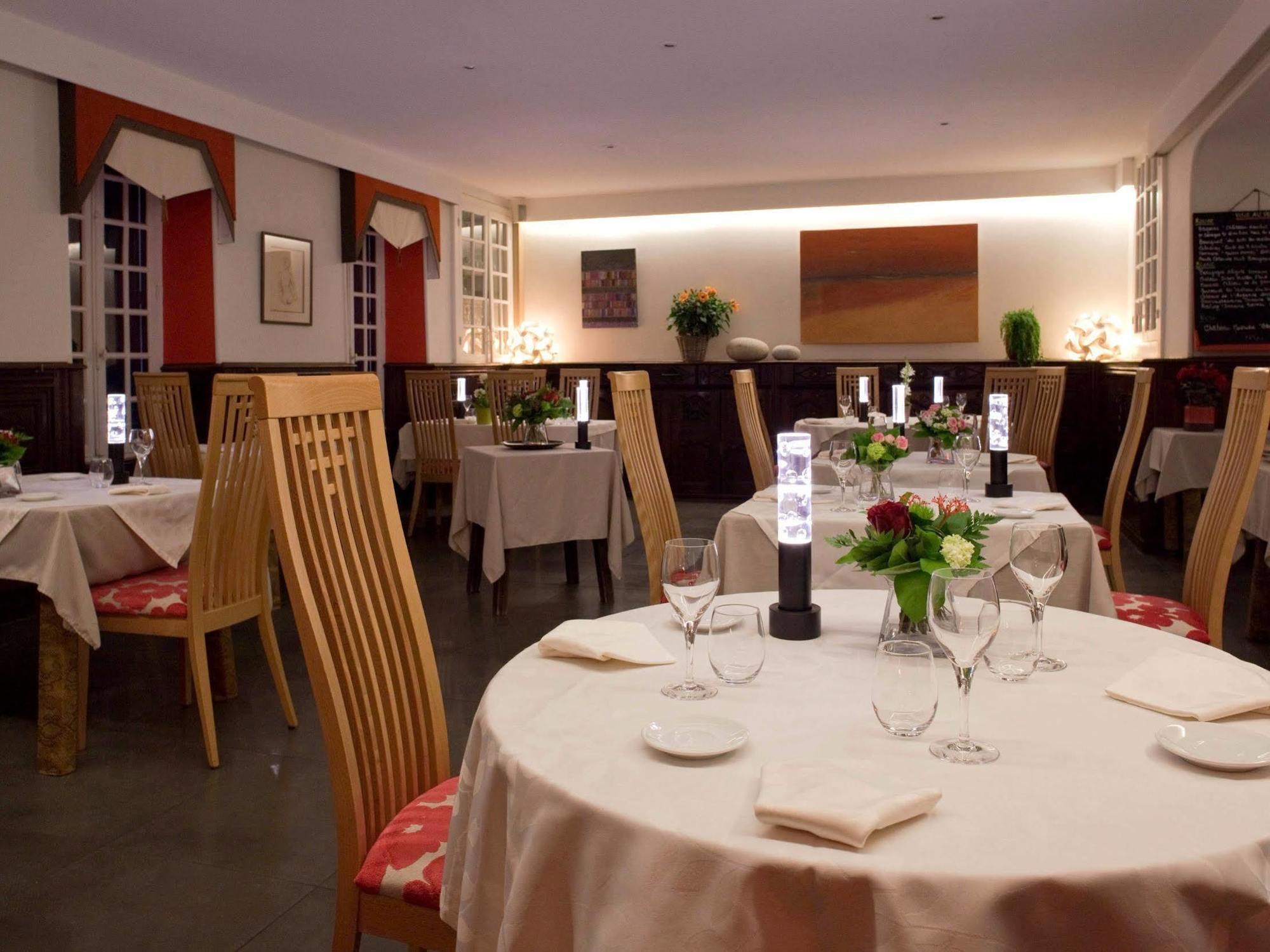Hotel De France - Restaurant L'Insolite Douarnenez Ngoại thất bức ảnh
